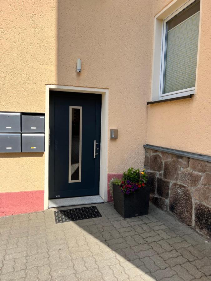 Sehr Schoene Wohnung,Komplett Neu Eingerichtet Limabach - Oberfrohna Εξωτερικό φωτογραφία