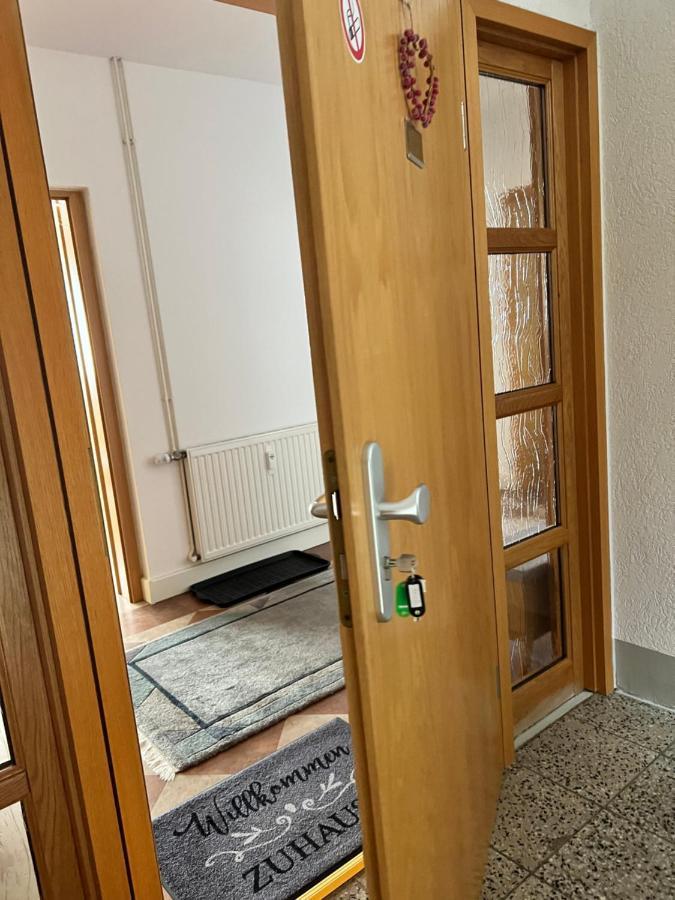Sehr Schoene Wohnung,Komplett Neu Eingerichtet Limabach - Oberfrohna Εξωτερικό φωτογραφία